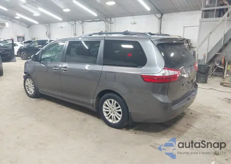 2017 Toyota Sienna Xle 8 Passenger z USA, uszkodzony, nr VIN 5TDYZ3DC1HS843034